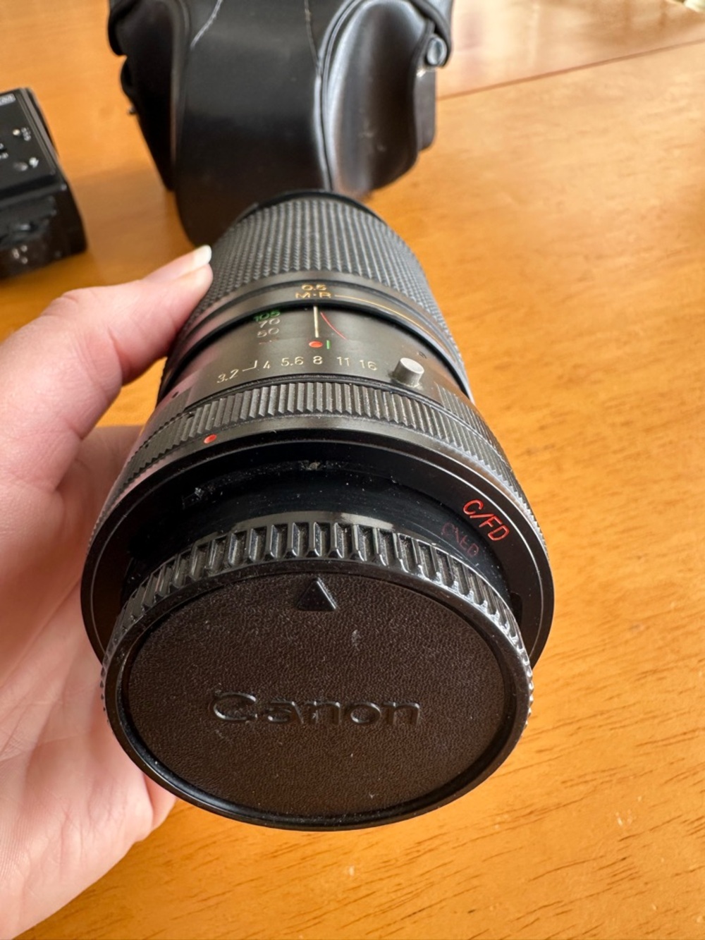 Canon A-1 35mm SLR Film Camera with Lenses & Vivitar RL 2850 Flash - Picture 6 of 16